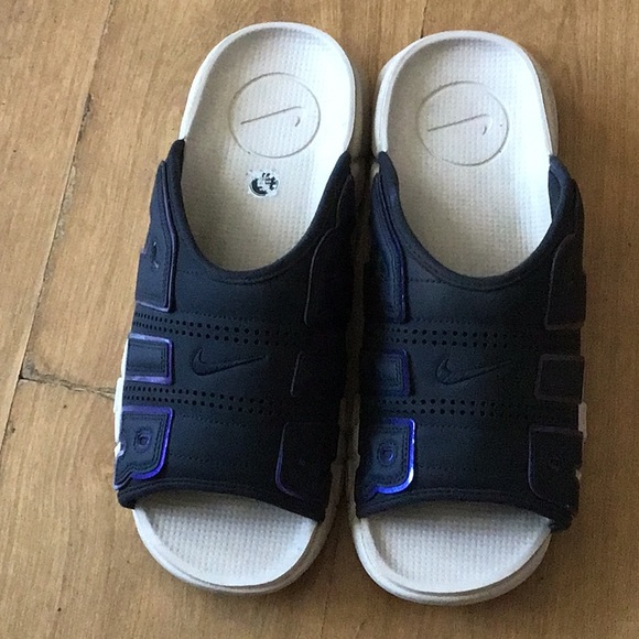 Nike Air sandals - Picture 2 of 3